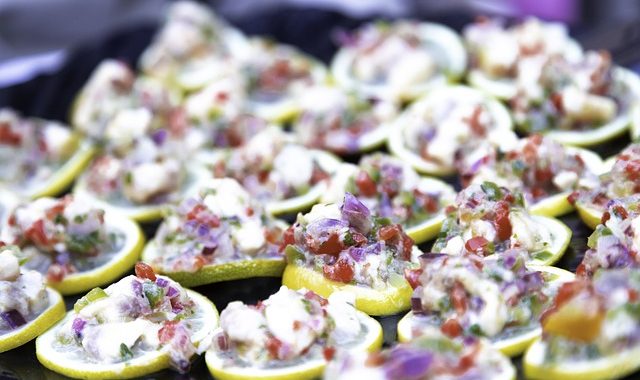 מחפשים את המנה המושלמת ליום קיץ חם? סביצ'ה היא המנה המושלמת.